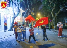 vietnam pm asks two major cities to prepare for lockdown to stop coronavirus