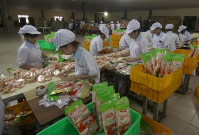 vietnamese confectionery businesses develop together