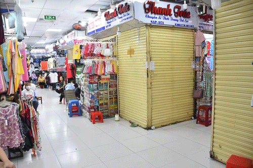 landlords support businesses to survive epidemic in vietnam