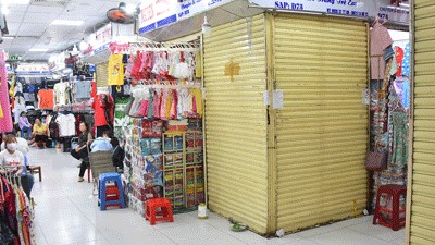 Landlords support businesses to survive epidemic in Vietnam