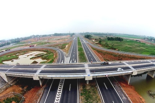 ministry of transport will put vietnam north south expressway out to bid