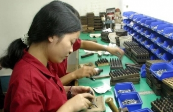 nearly 37600 new firms were established in vietnam in the first 4 months
