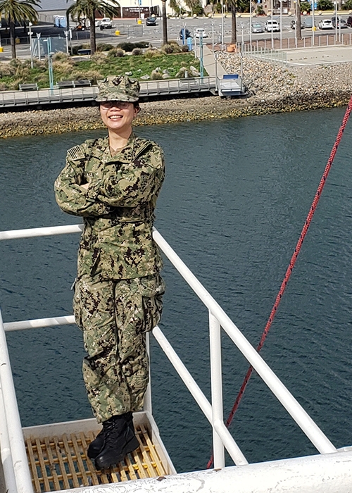 amazing vietnamese medic joins us navy