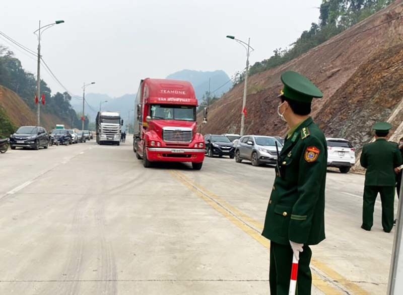 vietnam pm allows re opening of sub border gates with china
