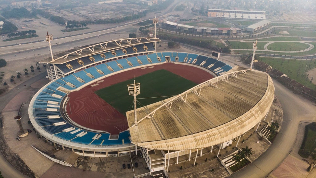 hanoi to build shopping malls around my dinh stadium