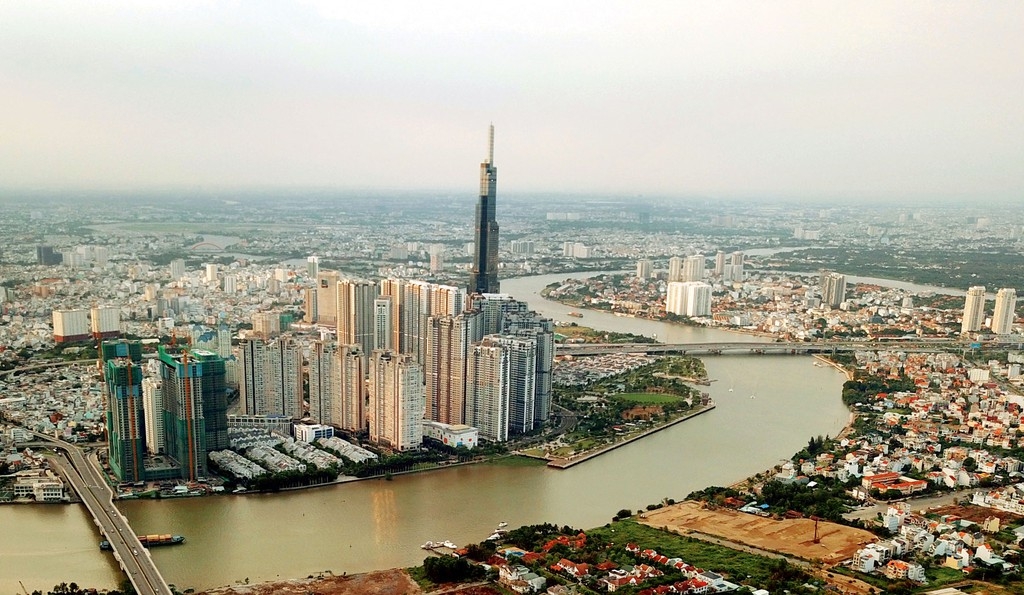 government to develop policies to promote key economic regions in vietnam