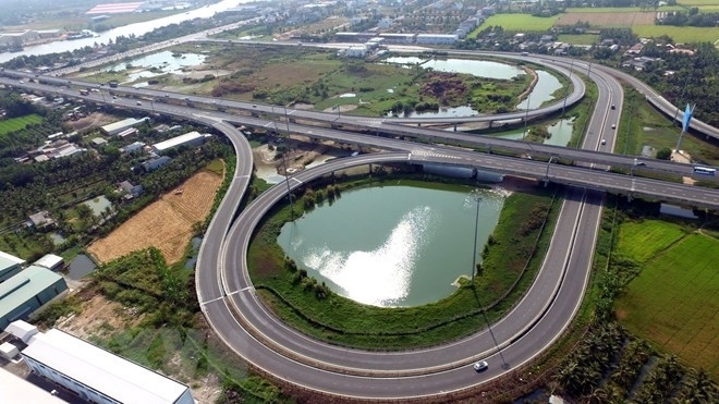 Vietnam parliament approves the use of state budget for North-South expressway sections