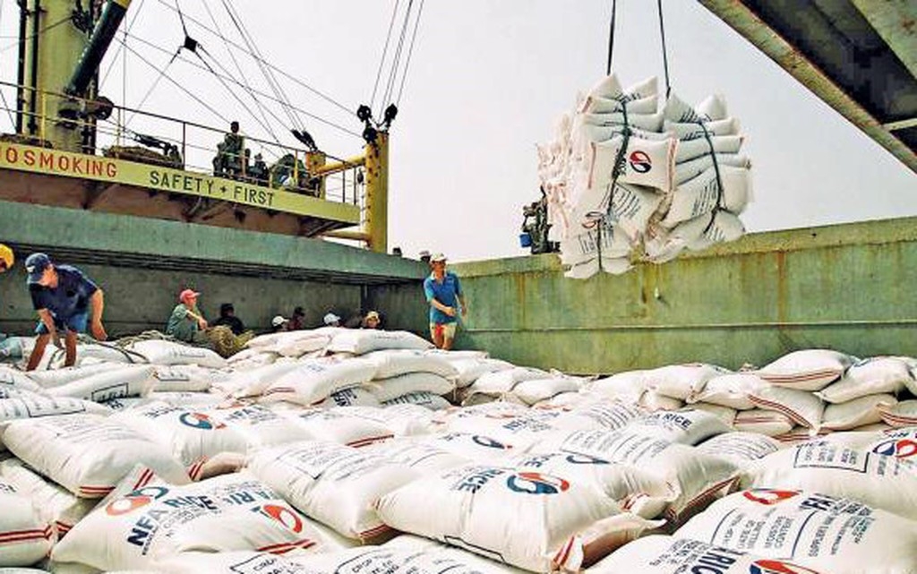 5211 vietnam trade surplus first six months