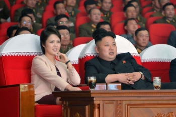 kim jong un infuriated by soiled images of his wife in south korean leaflets