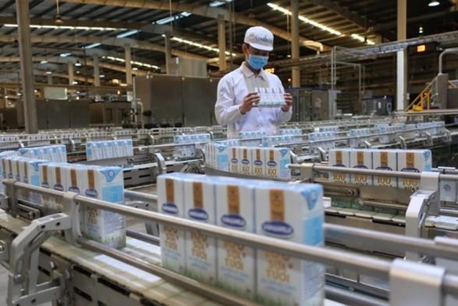 Vietnamese factory's milk licensed to export to China