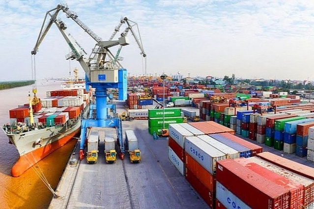 Vietnam's exports slightly increased in the first 7 months of 2020