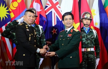 a vietnamese officer is a lecturer at the australian peacekeeping training center