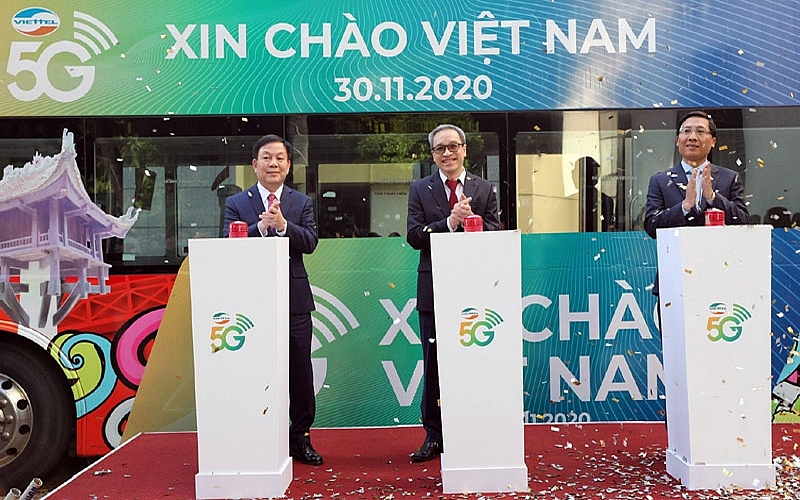 Vietnam's 5G services race heats up as major mobile carriers launch trials