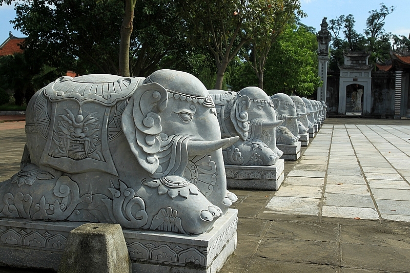 Exploring Hai Ba Trung Temple   a special national historical relic in Hanoi