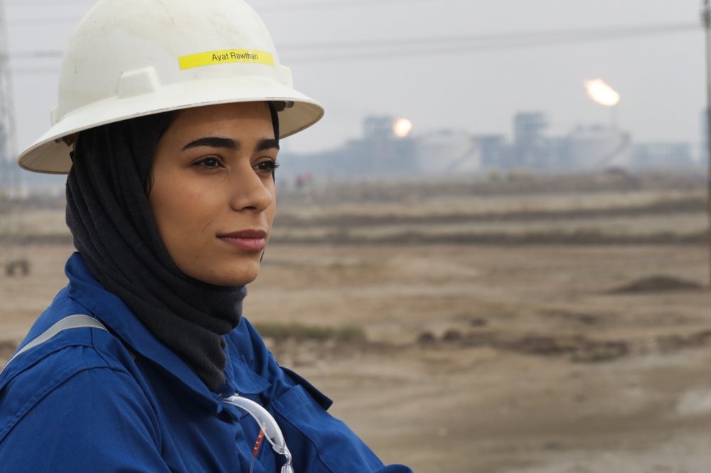a few women take up grueling work at rig sites in oil rich iraq