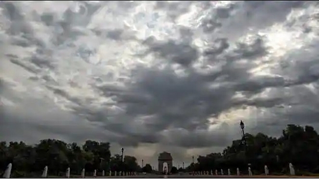 India daily weather forecast latest, March 24: Rains, thunderstorms to continue over Delhi, Punjab, Jammu & Kashmir