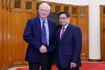 PM Receives Director Of Harvard University's Vietnam Programme