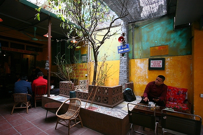 Immersed in memories of subsidy period with Hanoi's coffee shop