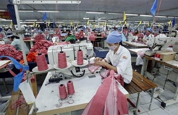 Vietnamese workers' average salary rises in first quarter