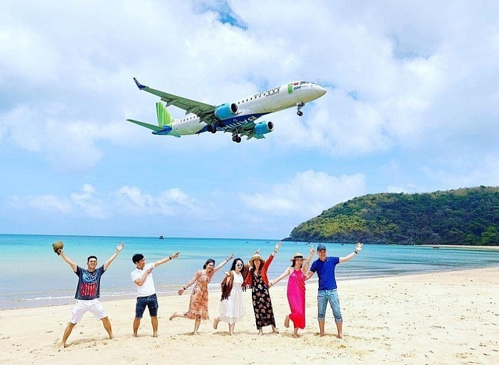 The Unique Check-in Spot In Vietnam With Airplanes Hovering Overhead