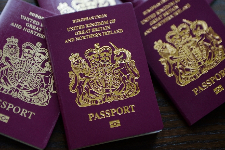 uk considers extend hongkongers visa rights if china pursues security laws