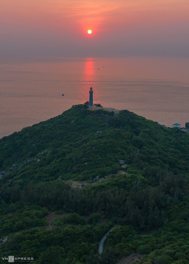 scene of dawn in some areas of vietnam