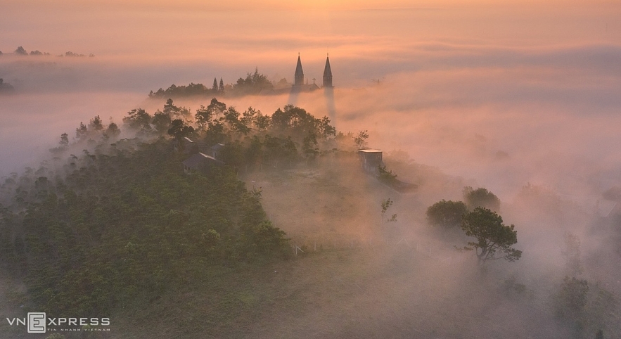 scene of dawn in some areas of vietnam