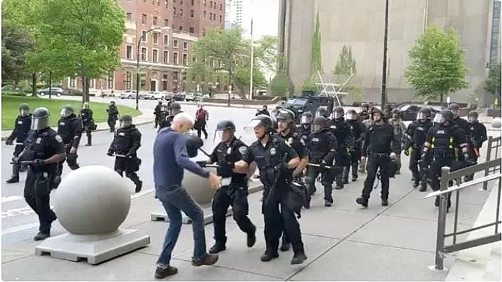 protests and riots in america update two buffalo officers shoving 75 year old protester charged with assault