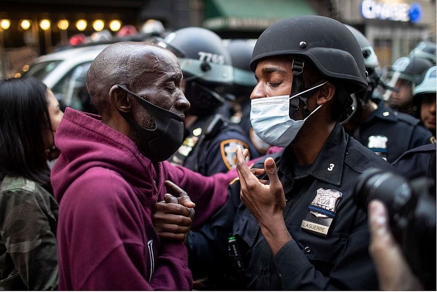 protests and riots in america update two buffalo officers shoving 75 year old protester charged with assault