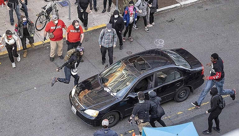 protests in america update bail set for seattle man accused of shooting protester after driving into crowd