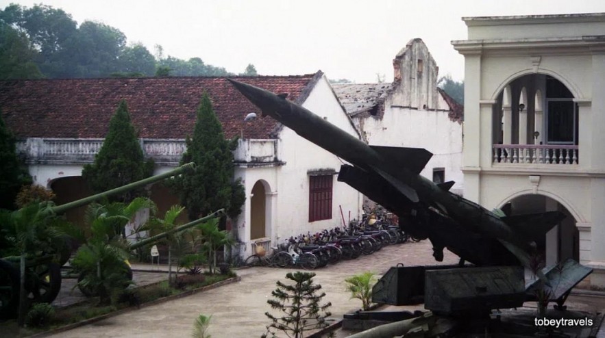 Hanoi's Unique Photos In 1996 Through Lens Of Western Visitors