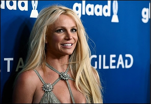 who is britney spears full story of freebritney trending and conservatorship locking over a decade