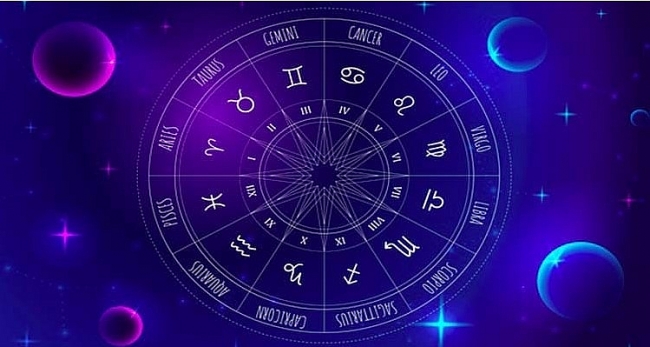 Daily Horoscope August 1: Astrological Prediction for Zodiac Signs with Love, Money, Career and Health