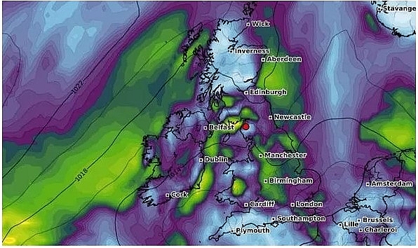 uk and europe weather forecast latest august 15 thunderstorm warnings issued for the weekend in uk amid the fierce heatwave