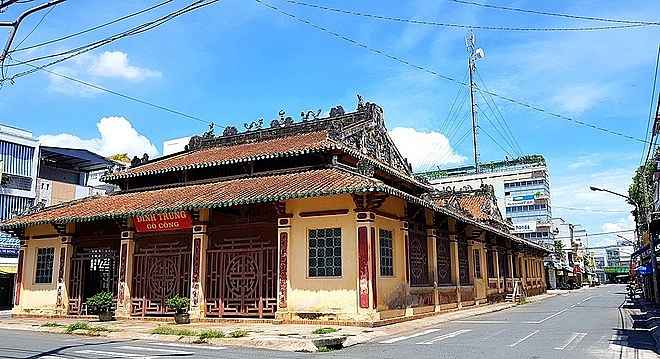 Heading to the South and exploring the beauty of Go Cong town heading to the south and exploring the beauty of go cong town