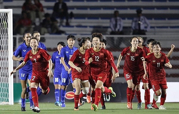 Two vietnamese female football players invited to play in europe