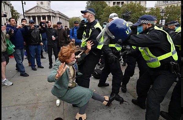Anti lockdown protests in the UK: Nine cops injured as Trafalgar Square and Hyde Park bombarded by thousands of maskless protesters