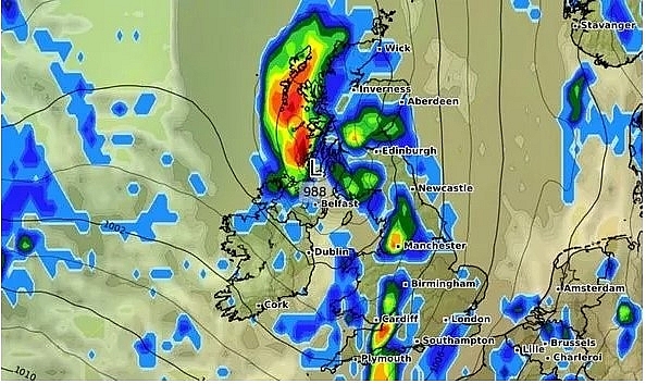 UK and Europe weather forecast latest, September 29: Heavy rain and frost set to clash Britain
