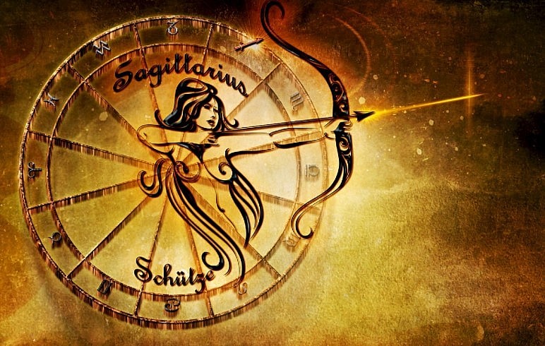 Sagittarius Monthly Love Horoscope: December, 2021