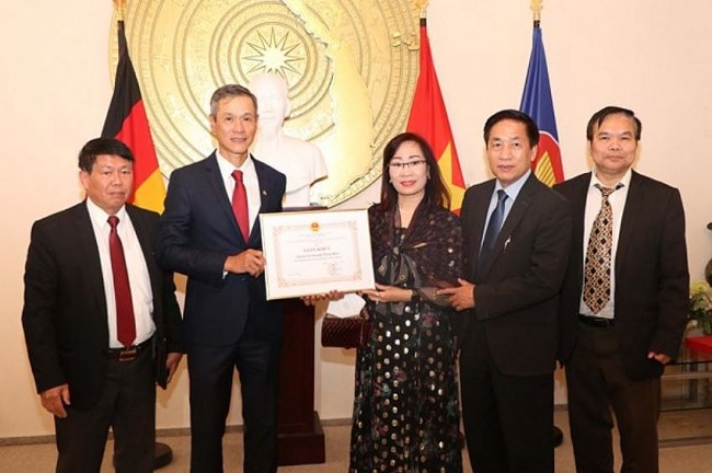 Overseas Vietnamese In Germany Honoured For Outstanding Contributions