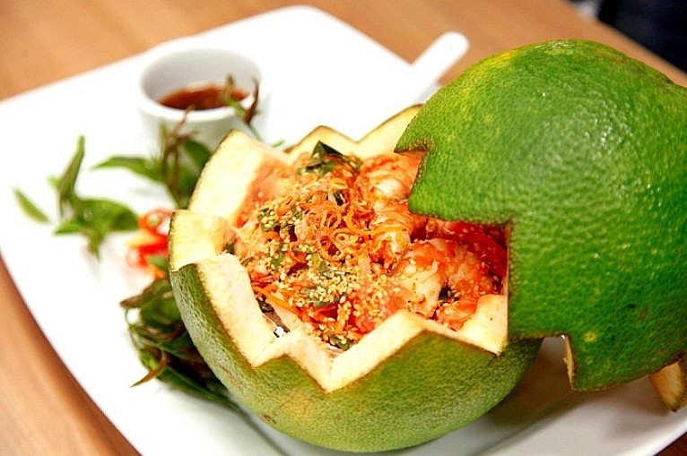 Thanh Tra Pomelo: A Distinctive Taste Of Hue's Symbol