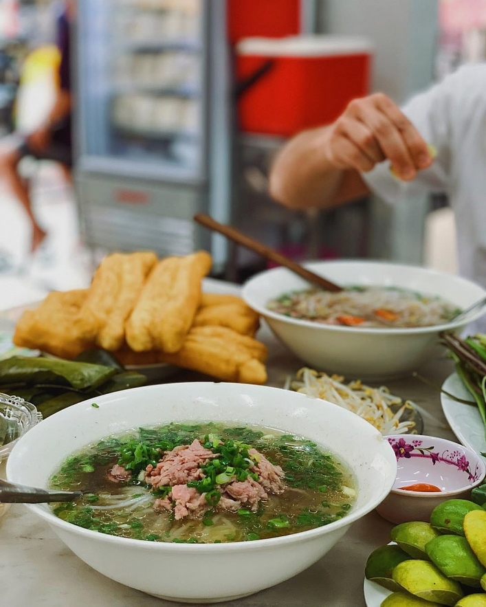 expats in vietnam 6 restaurants serving best authentic pho in ho chi minh city