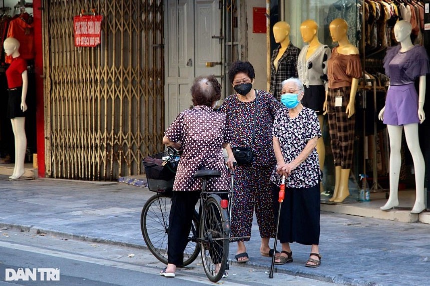 In Photos: 'New Normal' Life in Hanoi