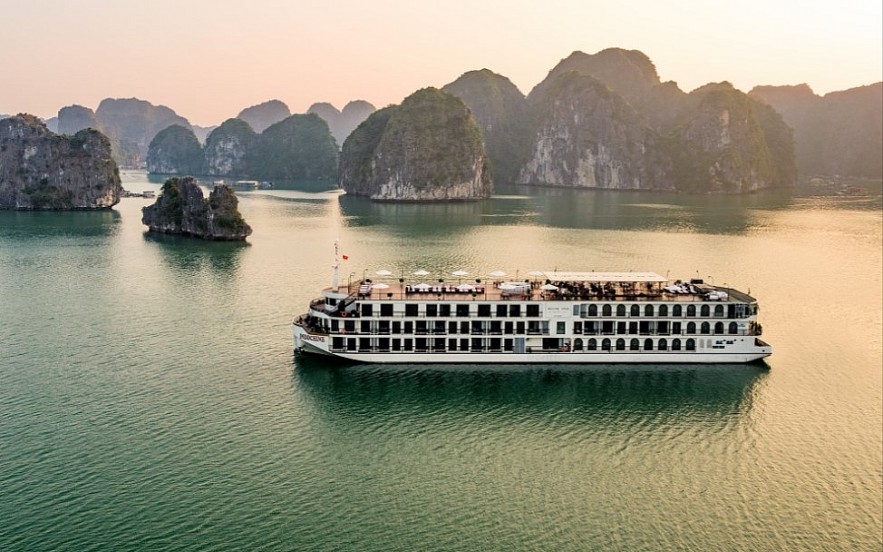Luxurious Adventures: Exploring the Vietnamese Coast in 5-Star Yacht