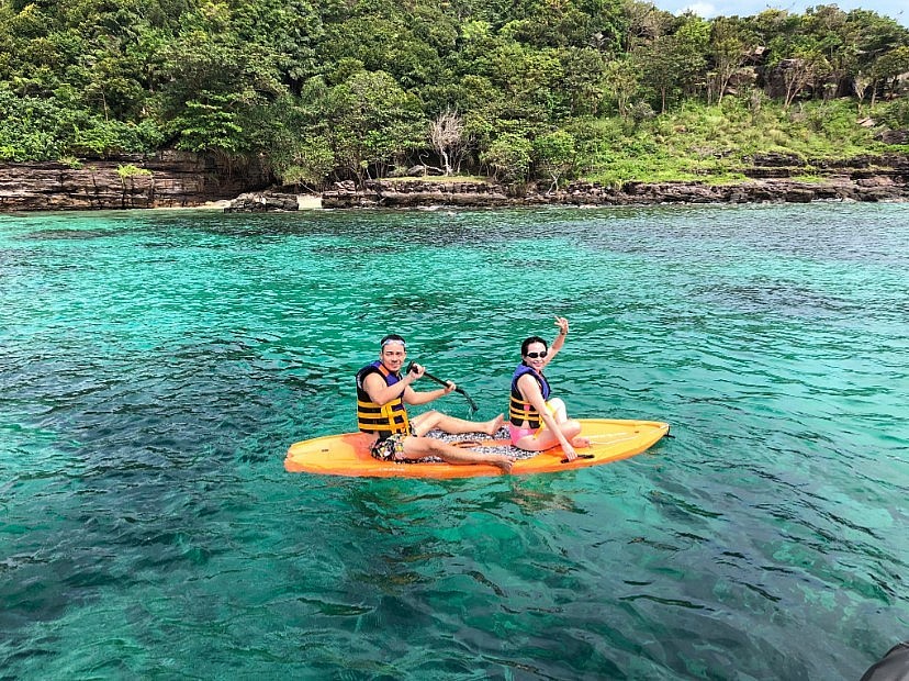 Luxurious Adventures: Exploring the Vietnamese Coast in 5-Star Yacht