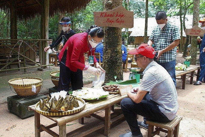 Top 5 Must Try Dishes At Cu Chi's Countryside Market