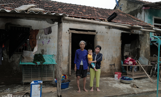 An fundraising photo exhibition in Australia opened by Vietnamese photographer to support Central Vietnam