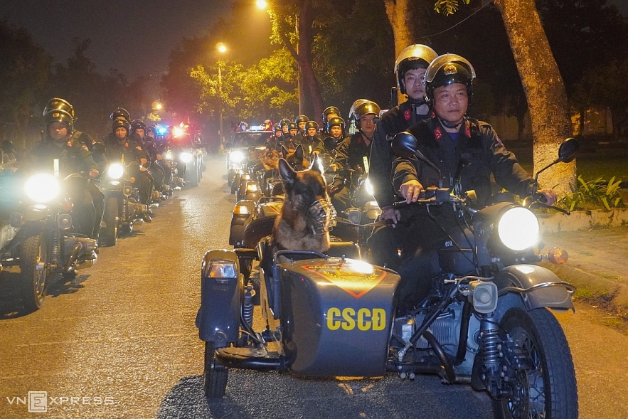 Special police force goes through the 37th ASEAN Summit rehearsal