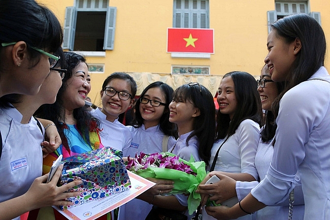 Vietnamese Teachers' Day (November 20): Origin and best gift ideas to show gratitude