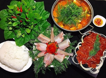 bombay duck fish hotpot one of famous local food dishes in quang binh province